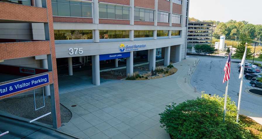 Good Samaritan Hospital Dixmyth Entrance