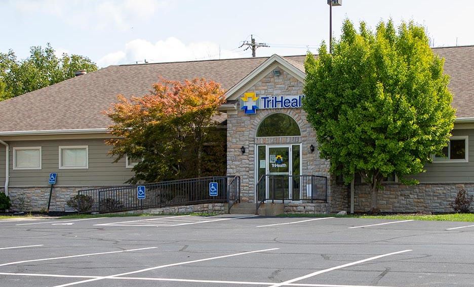 Exterior of 4420 Aicholtz Rd Heart and Vascular