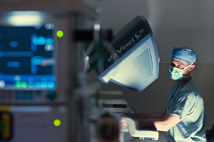 4 Advantages of Robotic Surgery