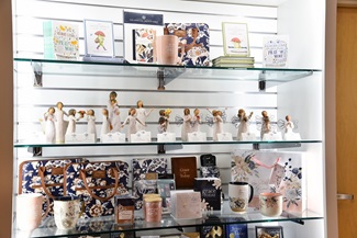 gift shop figuring display